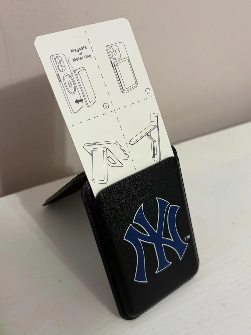 New York Yankees Black Magnetic Phone Wallet & Kickstand